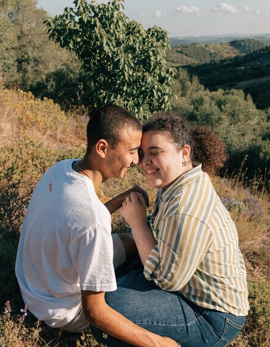 Vincent à Lablachère : Compagnon attentionné pour une rencontre romantique en Ardèche d'une forte intensité émotionnelle